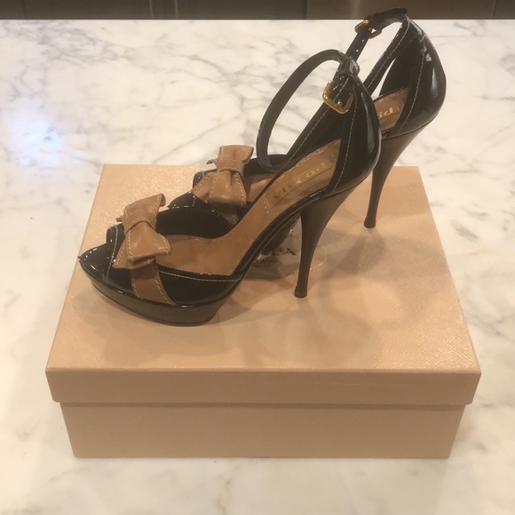 Prada black high heeled platform - Picture 2 of 6